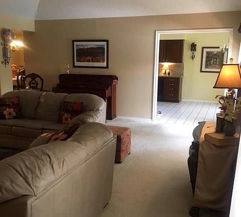 4th image of 4814 Beaver Pond Dr