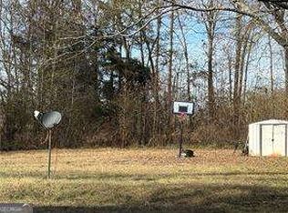 305 Brand Rd SW, Loganville, GA 30052