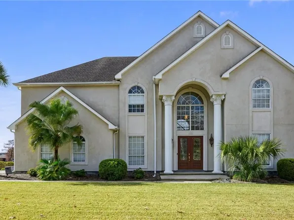 3628 Lake Catherine Dr, Harvey, LA 70058