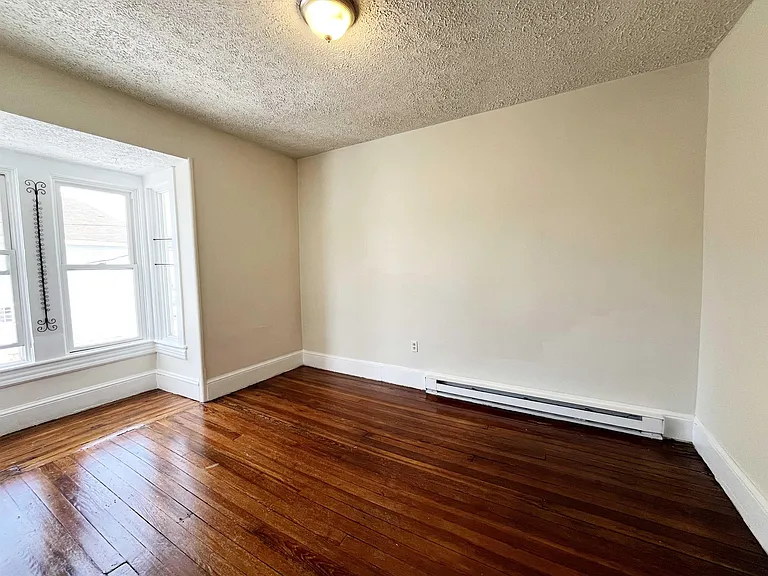 238 N Raleigh St — Photo 9
