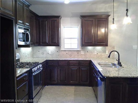 5th image of 1315 Coker St