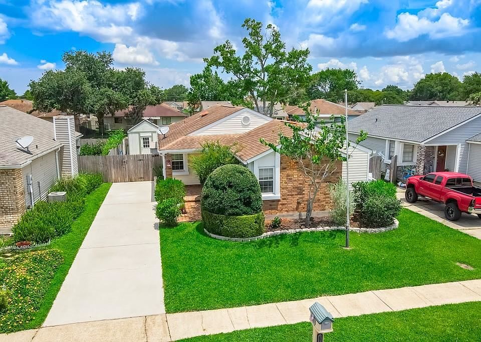 1st image of 1705 Timberlane Estate Dr
