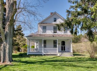 12115 Main Rd, East Marion, NY 11939