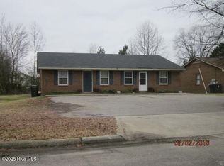 1710 Birchwood Dr SE, Wilson, NC 27893