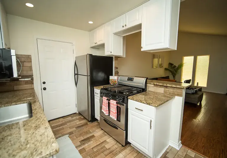 820 Turtle Creek Blvd #A — Photo 3
