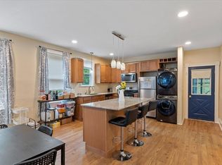 41 Richards St APT 2, Worcester, MA 01603