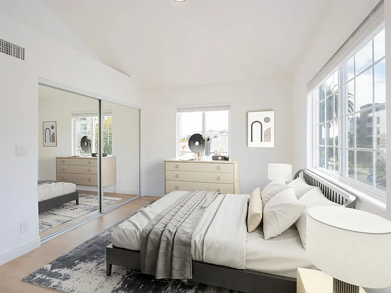 Discover Modern Townhome Living in Palms - 1 & 2 Bedrooms Available, Moments from Culver City! — Photo 10