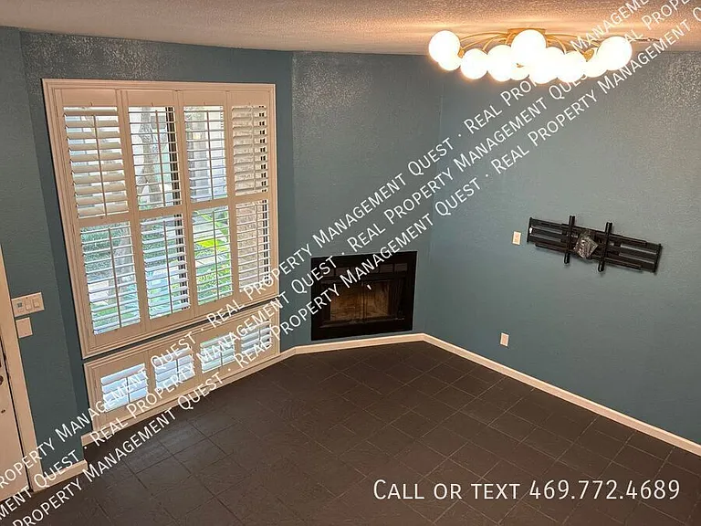 3948 Buena Vista St #105 — Photo 18