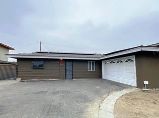 9228 Oleander Ave, Fontana, CA 92335