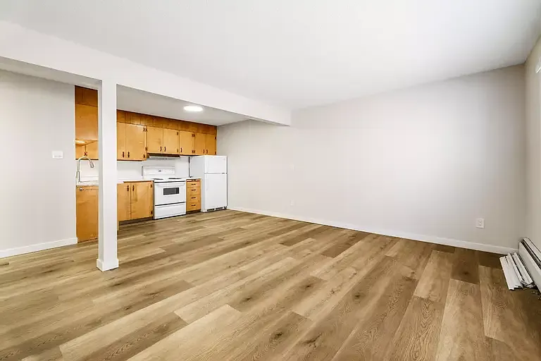 2151 Hamilton St #16 — Photo 2