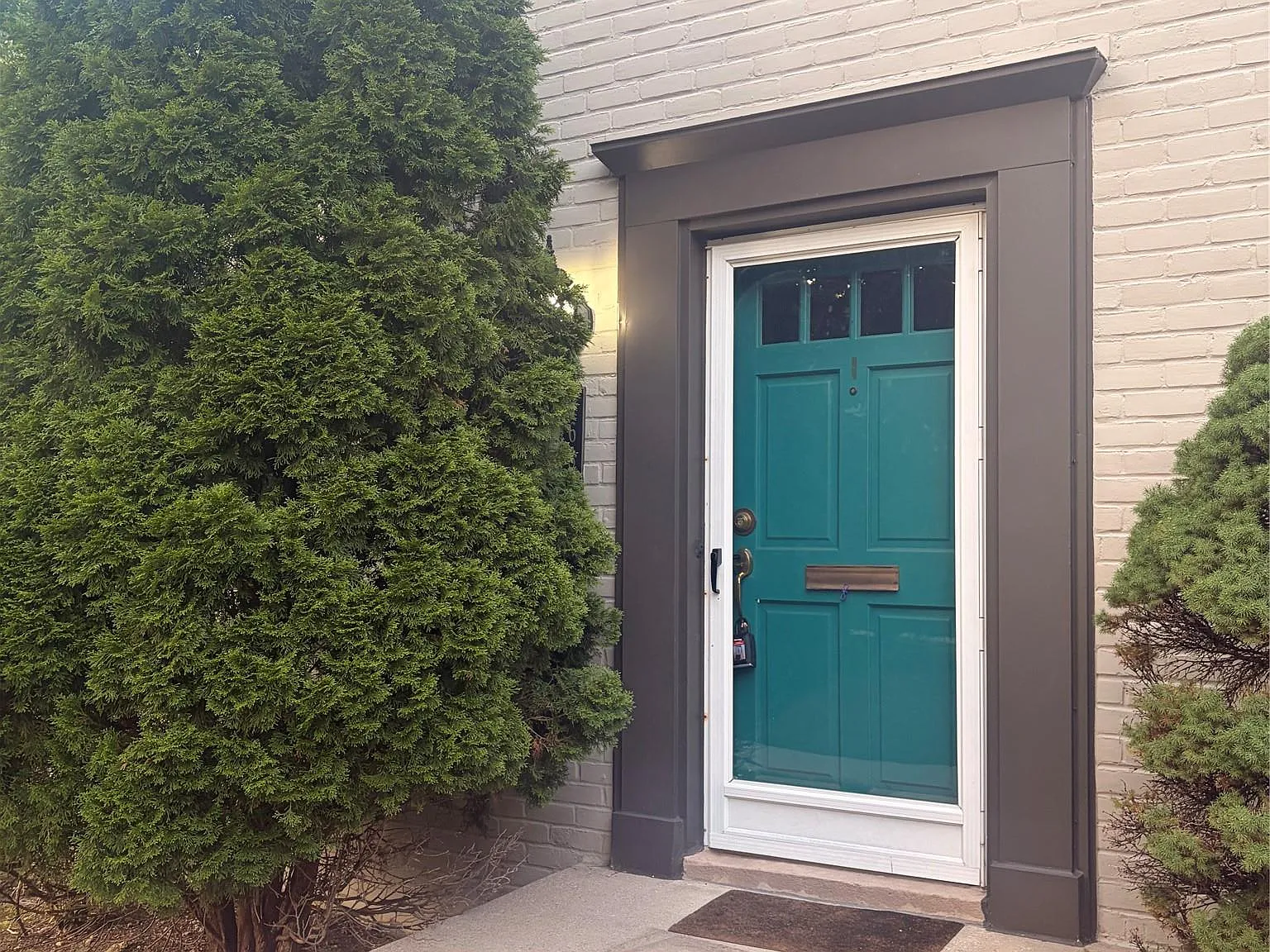 2 bed, 1.0 bath, 906 sqft, $1,700 — Photo 2