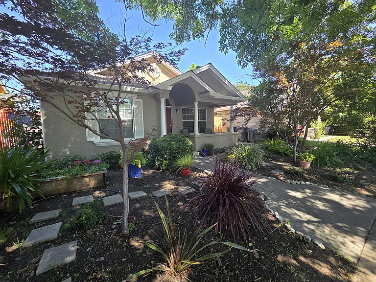 1412 Olympic Dr — Photo 4