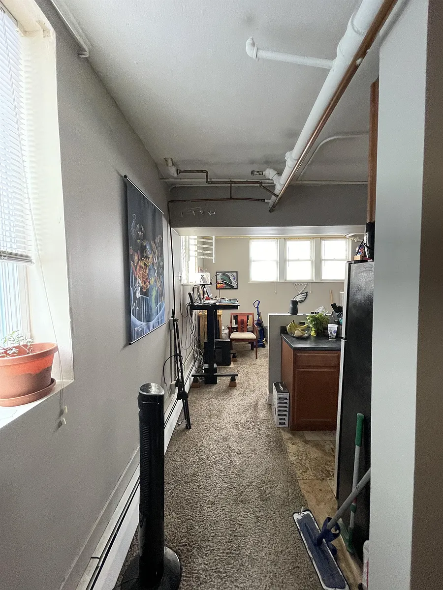 Building Photo - 3549 Emerson Ave S #1