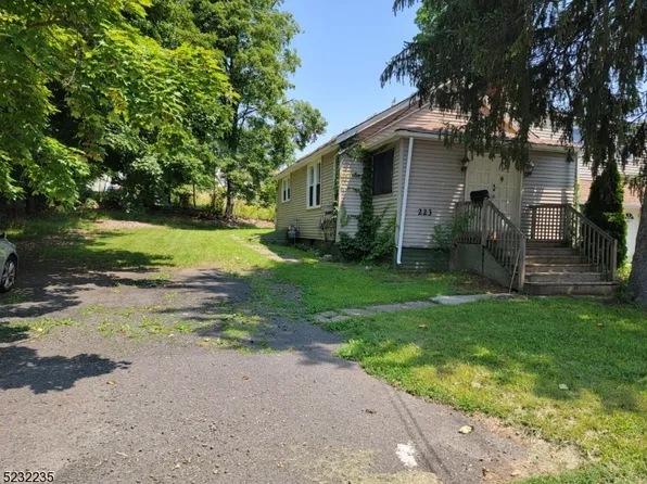 223 Halsey Rd APT 3, Parsippany, NJ 07054