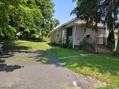 223 Halsey Rd #3 Photo 1