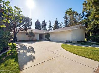 5755 Summit Crest Dr, La Canada Flintridge, CA 91011