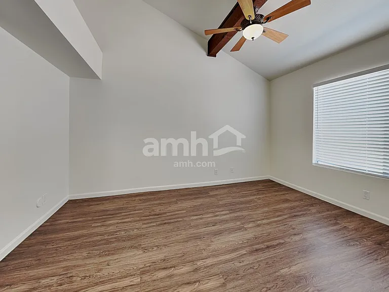 11106 E Becker Ln — Photo 10