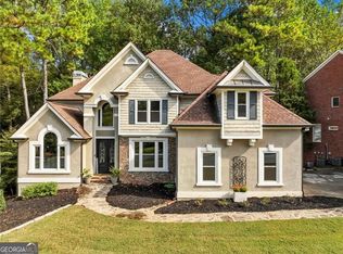 1140 Park Glenn Dr, Alpharetta, GA