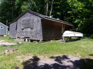 75 Long Meadow Dr, Glocester, RI 02814