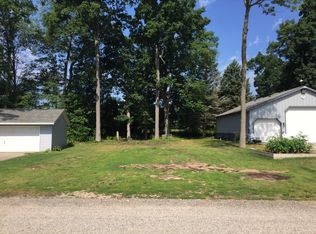 7229 Eldred Dr NE, Rockford, MI 49341