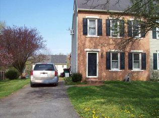 1627 Colchester Dr, Lancaster, PA 17603