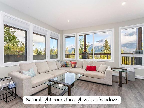 3rd image of 106 SW Stewart Creek Rise #114