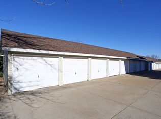 1019 E 17th St #16, Norwalk, IA 50211