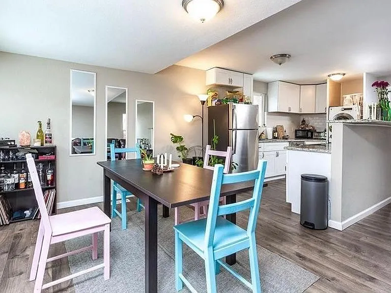 744 E Costilla St — Photo 3