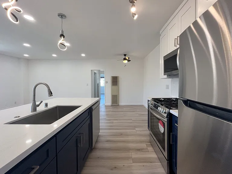 7851 Talbert St — Photo 14