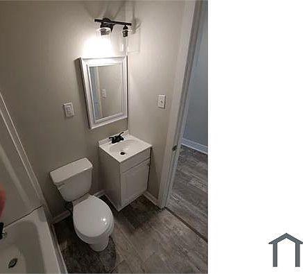 5th image of 1114 Henderson Ave