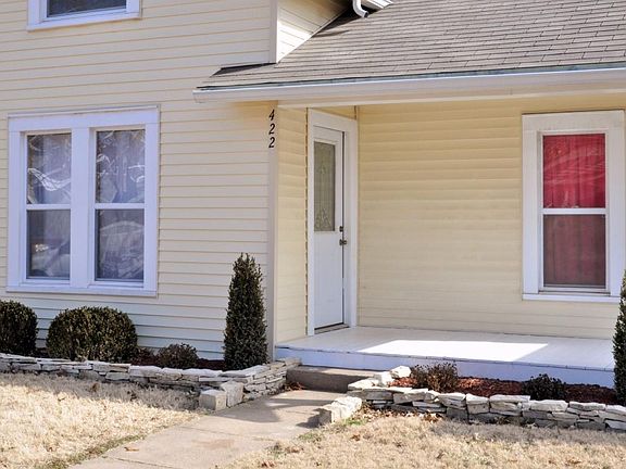 3rd image of 422 N Emporia St