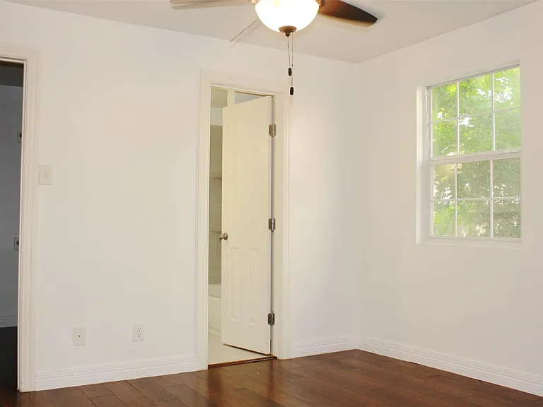 4416 Holt St — Photo 9