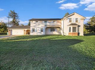 7049 E Holly Rd, Holly, MI 48442