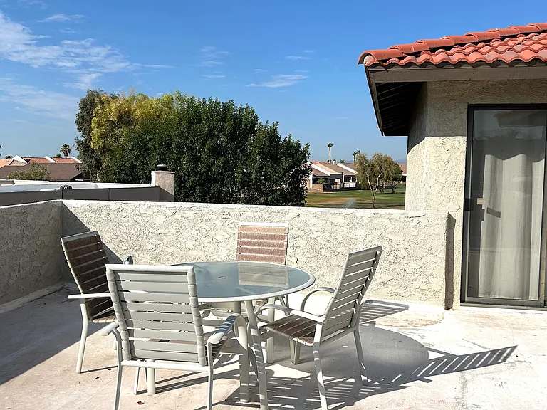 2887 Country Club Plz — Photo 32