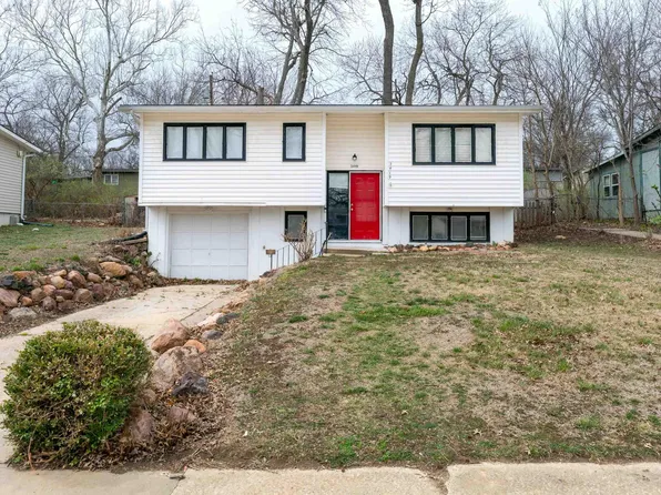3419 SW Watson Ave, Topeka, KS 66614
