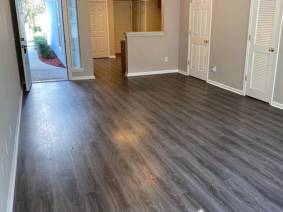 2nd image of 1109 Southern Mill Ct