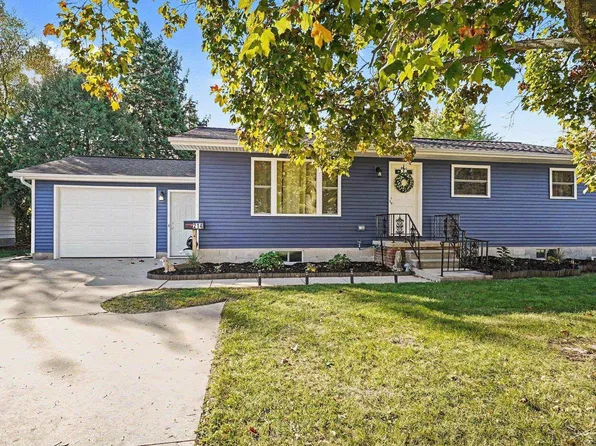 214 Kirby St, Bay City, MI 48706