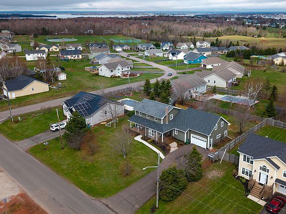 2nd image of 41 Governors Ln