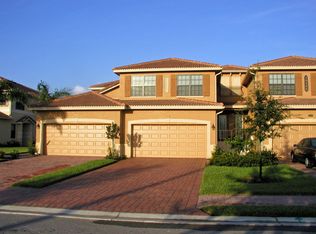 10462 Smokehouse Bay Dr APT 101, Naples, FL 34120