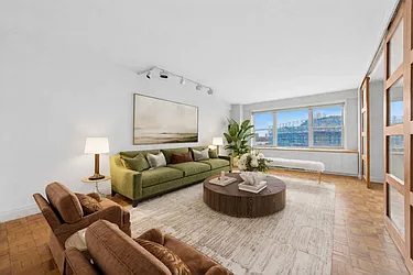 14 Horatio Street, #15CD