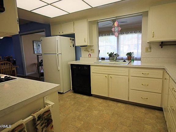 5th image of 9520 W Sandstone Dr