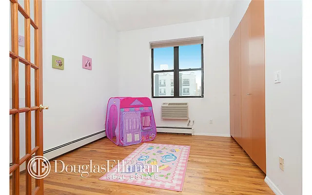 Sold by Douglas Elliman | media 14