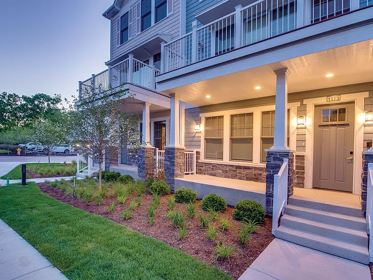 Eldridge Townhome Rentals — Photo 25