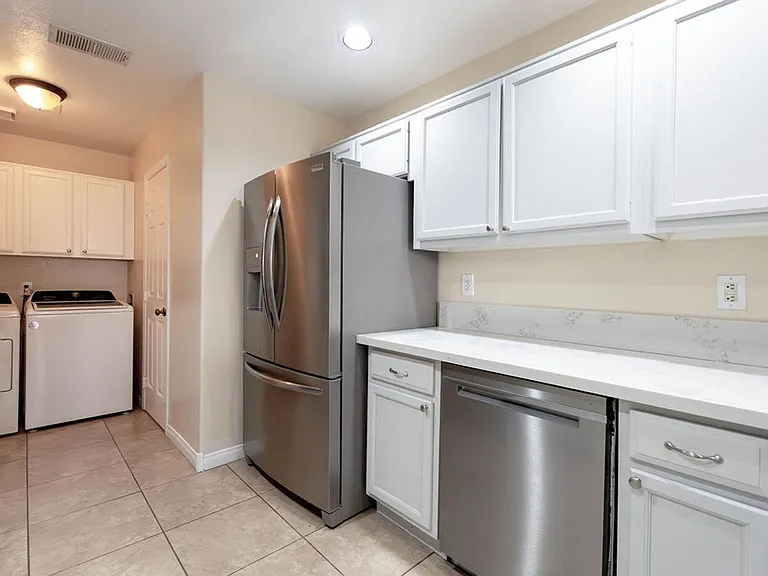 8217 Diamond Star Ct — Photo 6