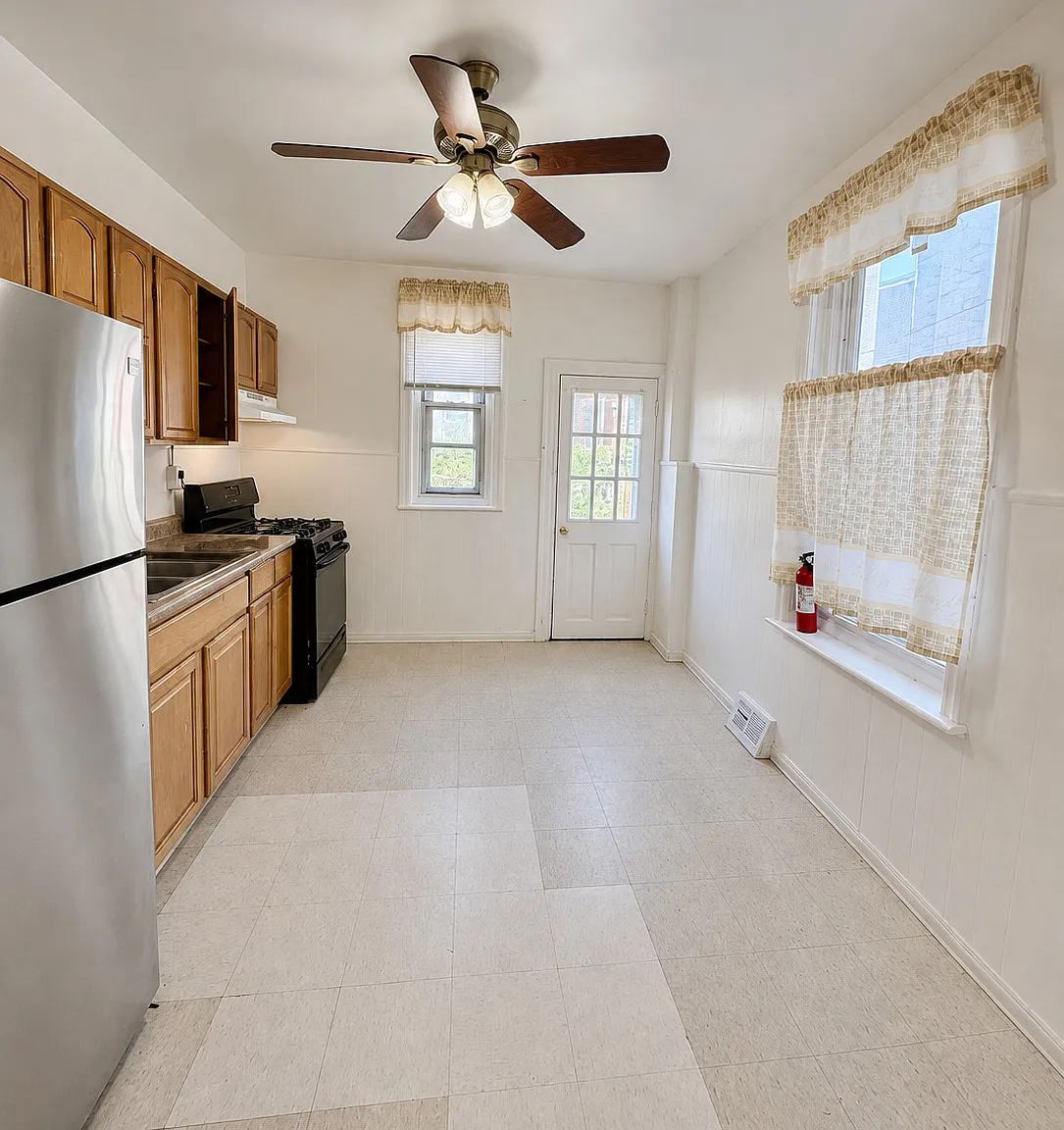 Spacious 3-Bedroom Home with In-Home Laundry — Photo 3