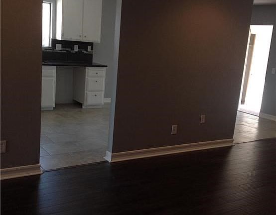 4th image of 15021 Carmel Dr