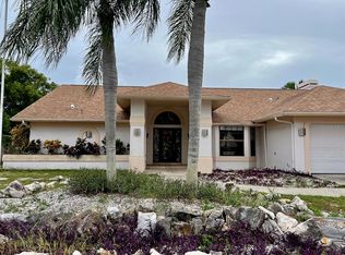 2224 Sand Bay Dr, Holiday, FL 34691