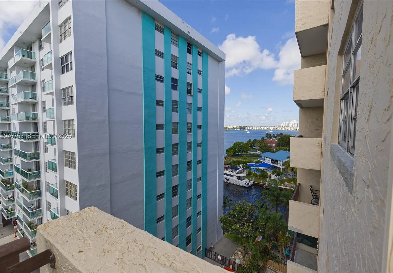 Island Shores Condo — Photo 4