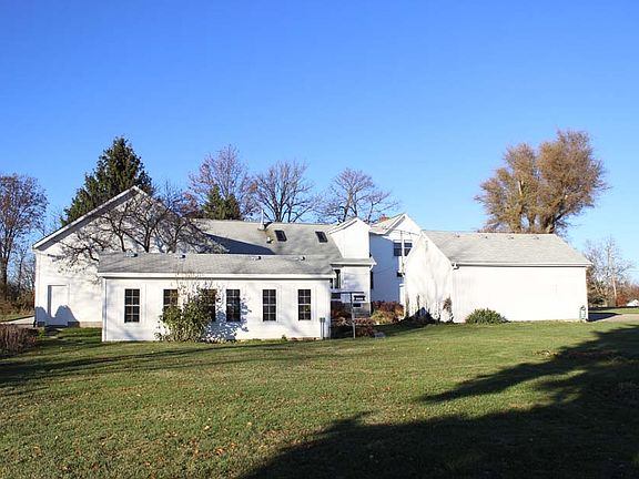 3rd image of 5449 Walnut St