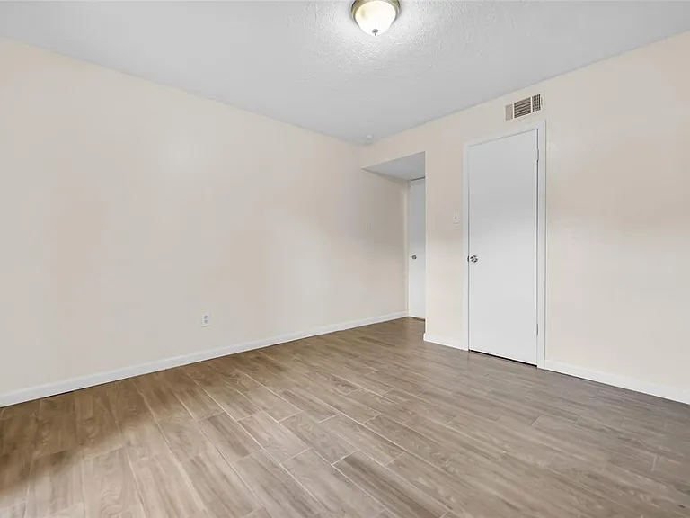 10555 Turtlewood Ct #414 — Photo 21